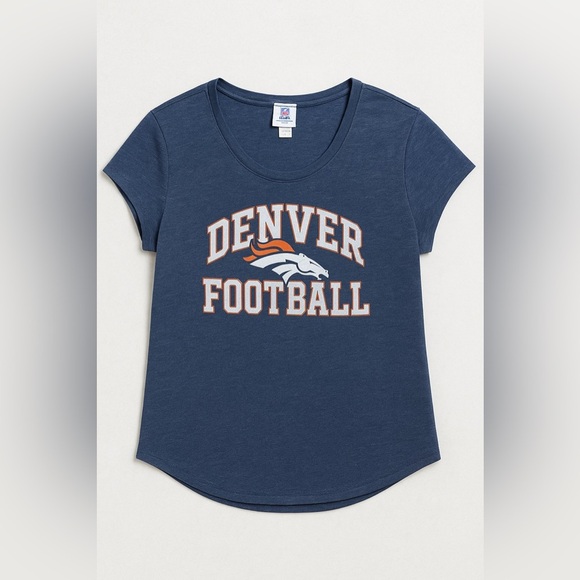 Denver Broncos NFL Team Apparel Women’s T-Shirt Size M Blue Graphic Tee - Picture 1 of 11